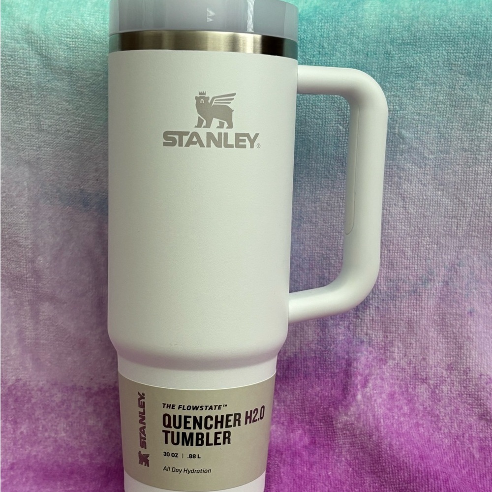 Stanley Frost White Tumbler - Picture 6 of 6